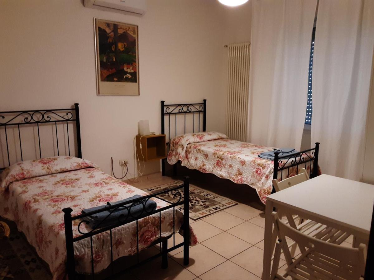 Locazione Menini - Camere Zona Stazione Padua Zimmer foto